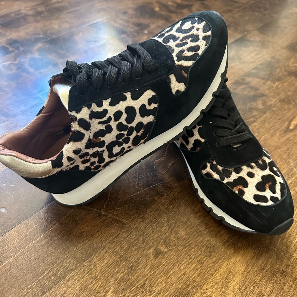 Caslon leopard gold and black shoe